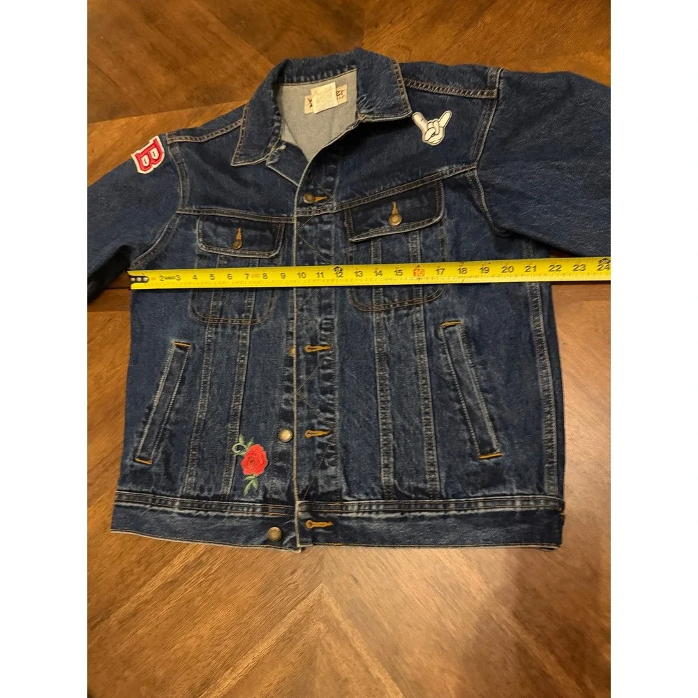Wrangler Rugged Wear Mens Denim Jacket Medium Blue Patchwork Trucker RJK30AN